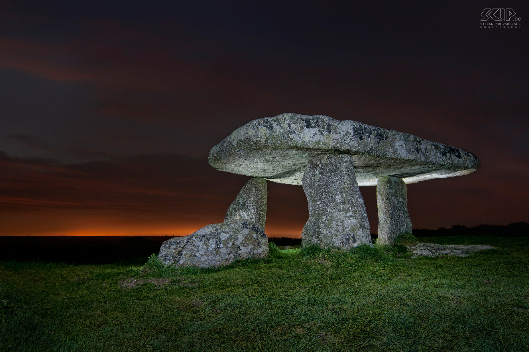 Lanyon Quoit The best-known dolmen in Cornwall is Lanyon Quoit. This photo is my first experiment with long exposures and painting with my flash and a torch at night. It took some time but I'm quite happy with the final result. Stefan Cruysberghs